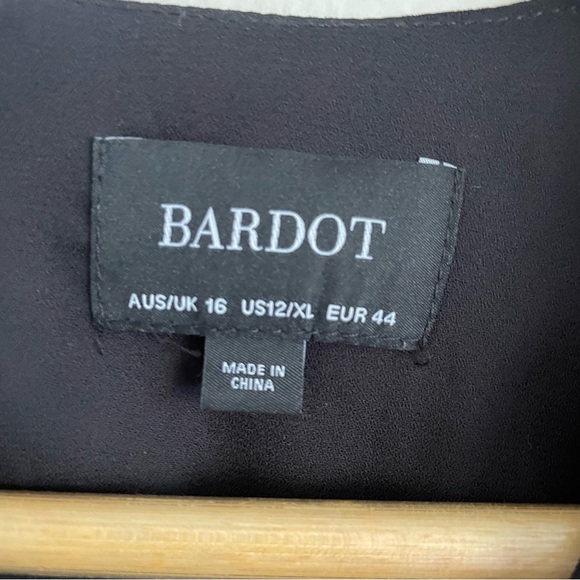 Bardot Faux Wrap Mini Dress Floral Cherry Red & Black, Size XL - Picture 7 of 7